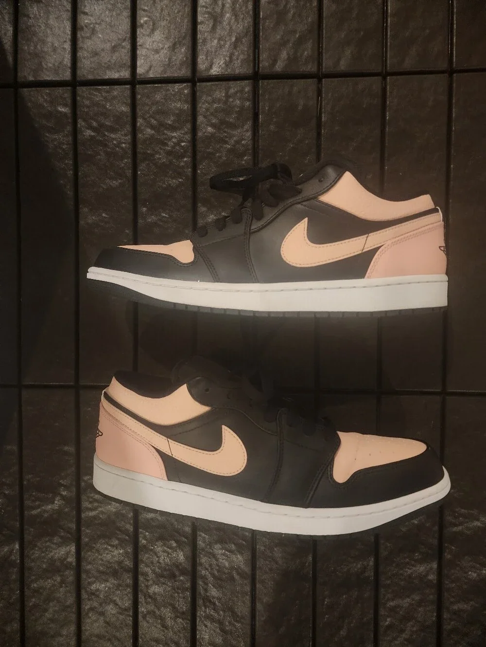 Men's Air Jordan 1 Low 'Crimson Tint'